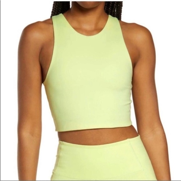 Girlfriend Collective Lime Workout Set - Picture 2 of 16